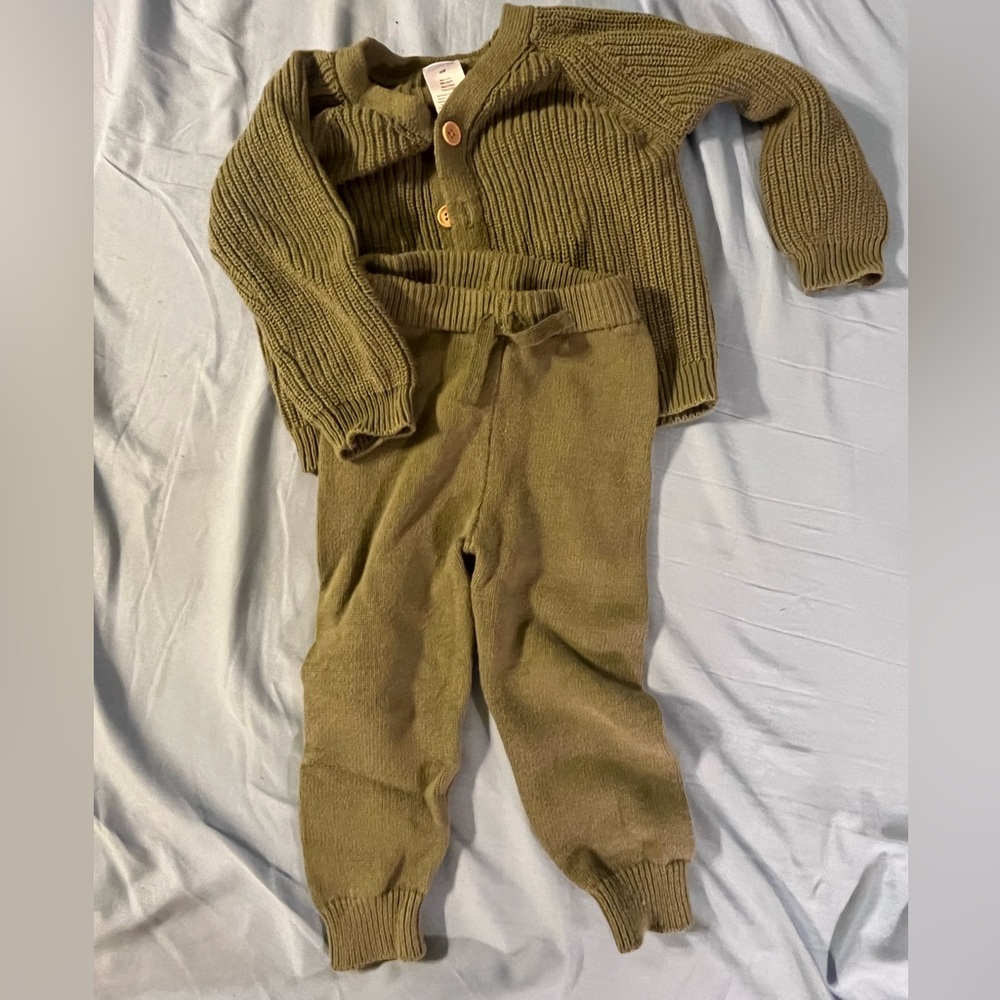 18 MONTHS UNISEX MATCHING OUTFIT